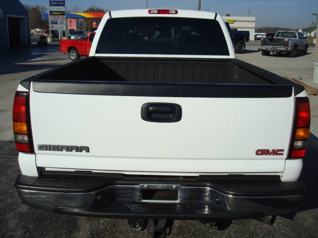 GMC Sierra SLT Pickup