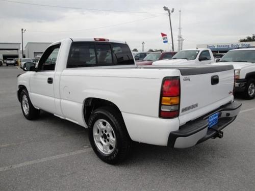 GMC Sierra 2005 photo 1