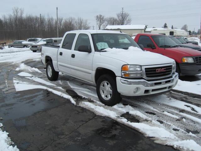GMC Sierra 2005 photo 1