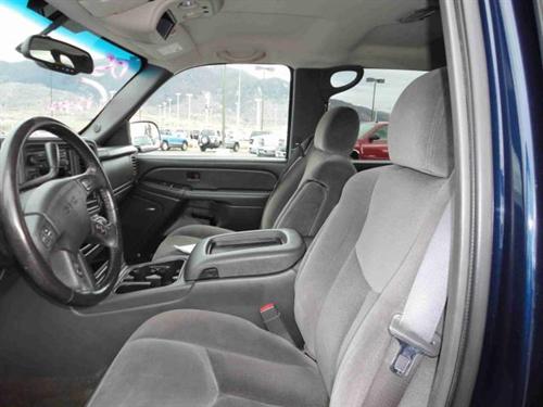 GMC Sierra 2005 photo 2