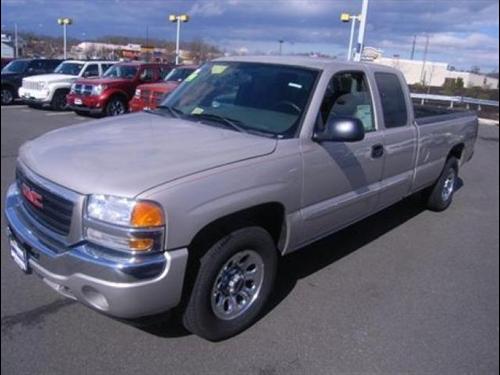 GMC Sierra 2005 photo 1