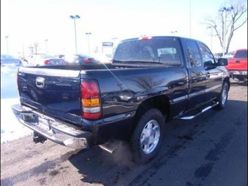 GMC Sierra 2005 photo 4