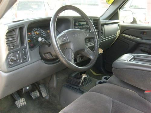GMC Sierra 2005 photo 3
