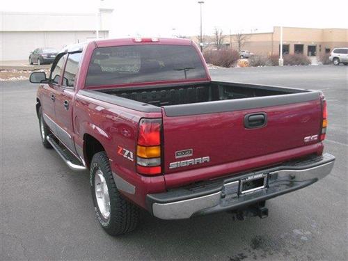 GMC Sierra 2005 photo 4