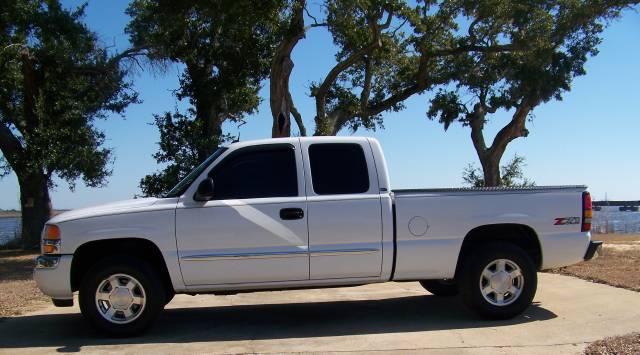 GMC Sierra SLT Pickup