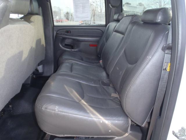 GMC Sierra 2005 photo 1