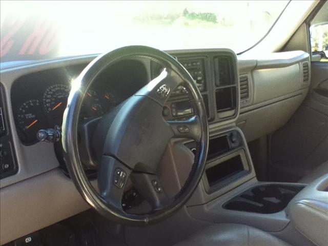 GMC Sierra 2005 photo 1