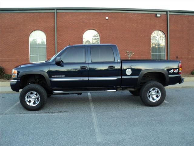 GMC Sierra 2005 photo 1