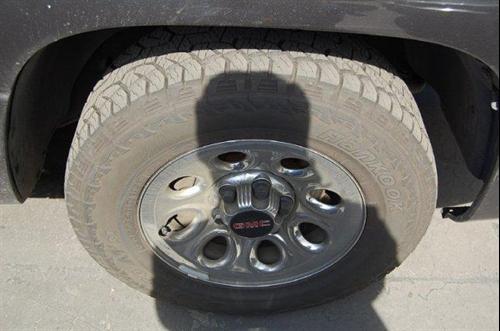 GMC Sierra 2005 photo 3