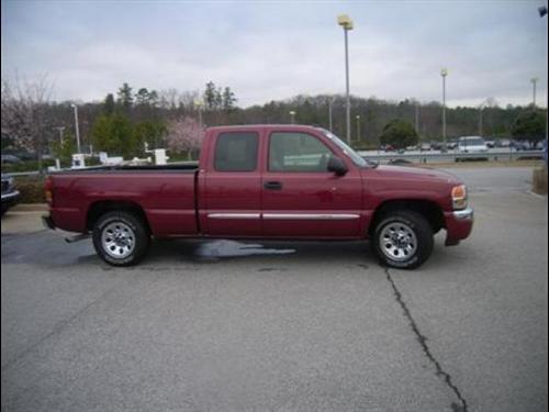 GMC Sierra 2005 photo 4