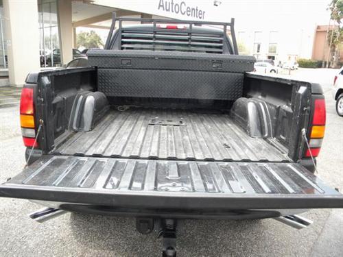 GMC Sierra 2005 photo 1