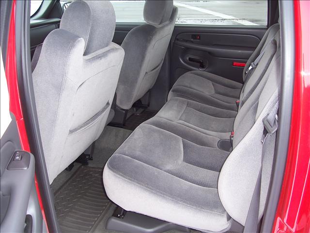 GMC Sierra 2005 photo 2