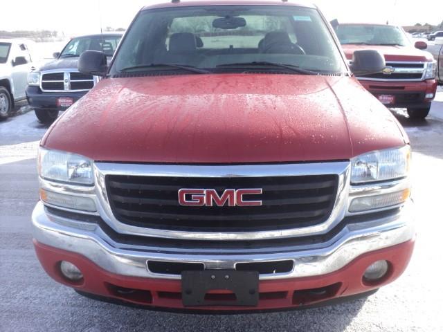 GMC Sierra 2005 photo 1
