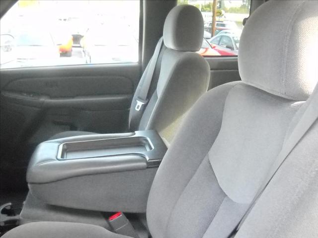GMC Sierra 2005 photo 3