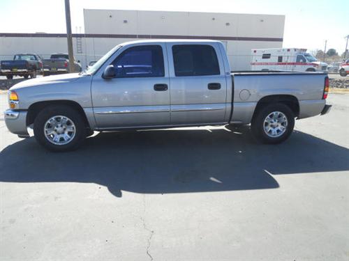 GMC Sierra 2005 photo 3