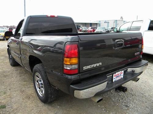 GMC Sierra 2005 photo 3