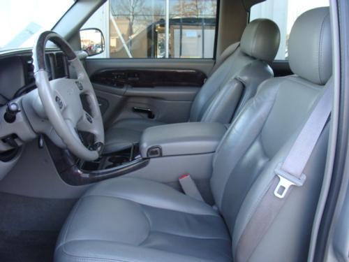 GMC Sierra 2005 photo 2