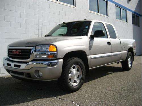 GMC Sierra 2005 photo 1