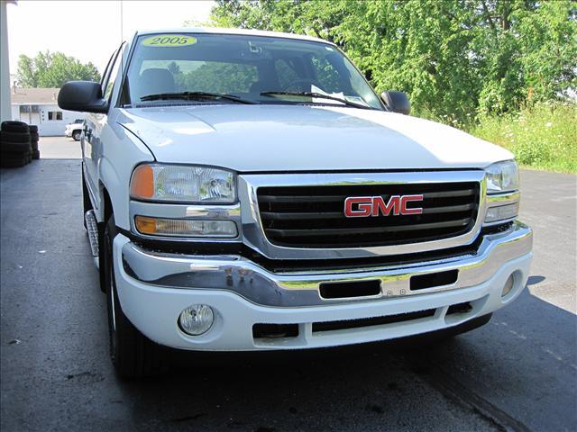 GMC Sierra 2005 photo 5