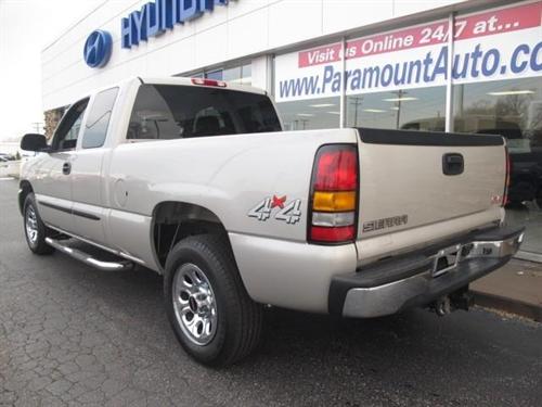 GMC Sierra 2005 photo 3