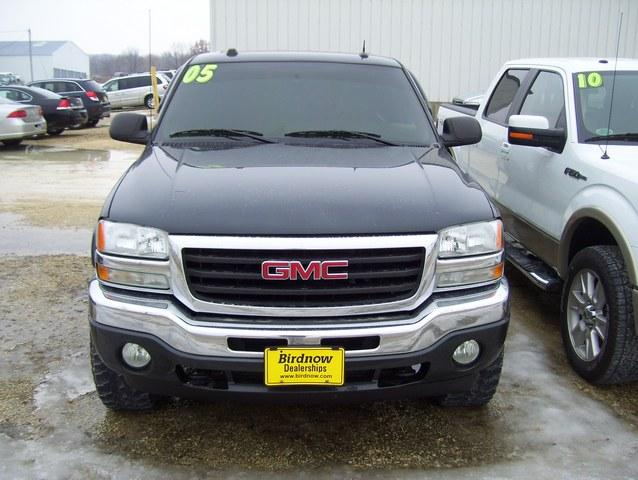 GMC Sierra 2005 photo 2