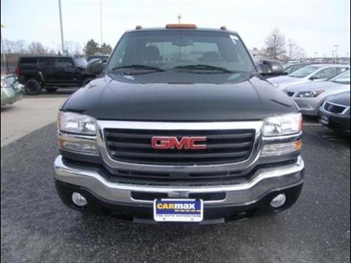 GMC Sierra 2005 photo 3