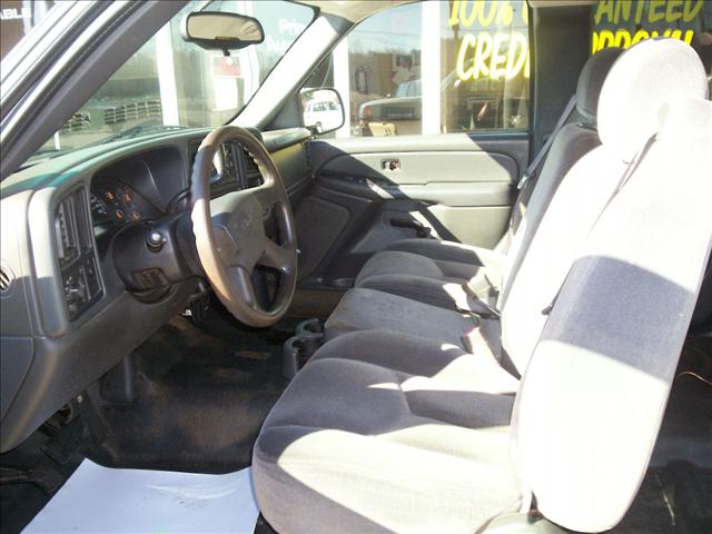 GMC Sierra 2005 photo 1