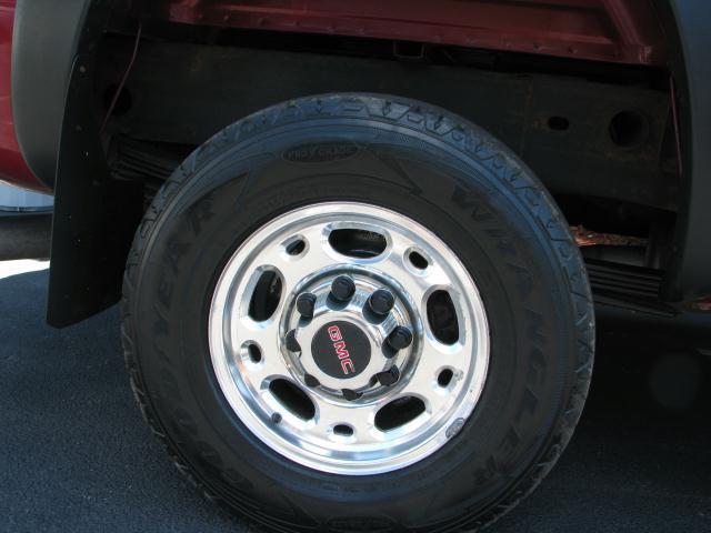 GMC Sierra 2005 photo 3