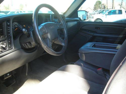 GMC Sierra 2005 photo 3