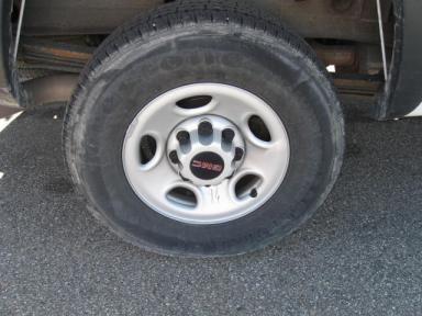 GMC Sierra 2005 photo 1