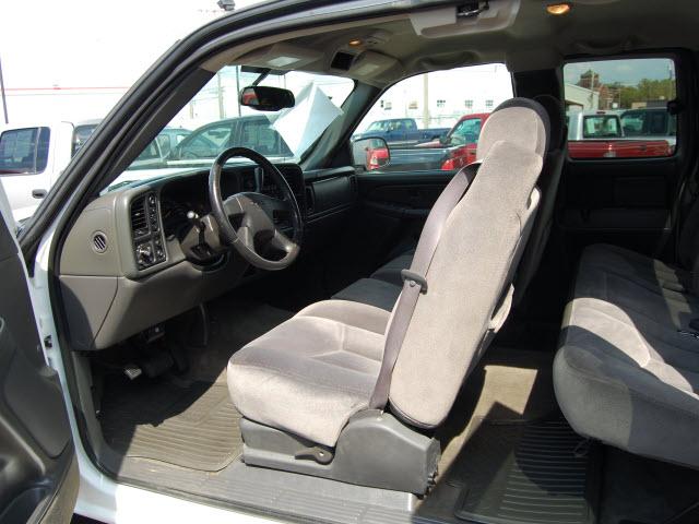 GMC Sierra 2005 photo 3