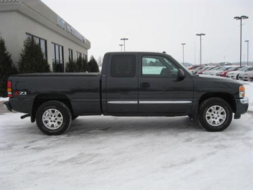 GMC Sierra 2005 photo 3