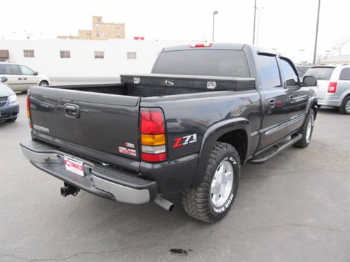 GMC Sierra 2005 photo 1