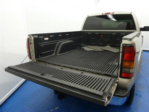 GMC Sierra 2005 photo 1