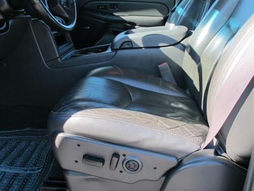 GMC Sierra 2005 photo 2