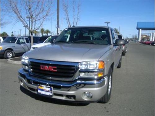 GMC Sierra 2005 photo 3