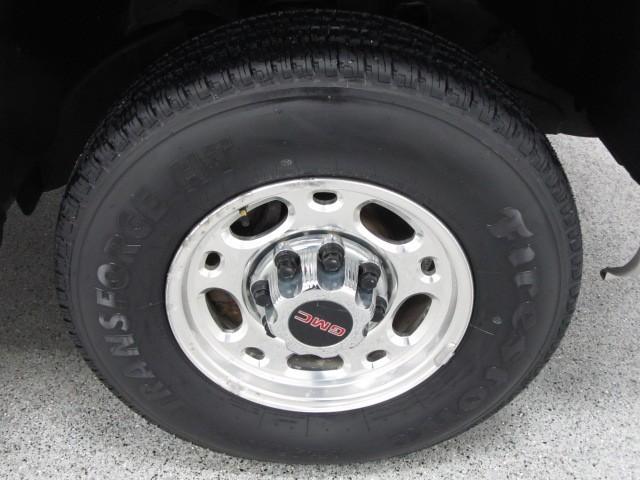 GMC Sierra 2005 photo 3