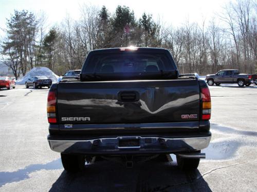 GMC Sierra 2005 photo 3