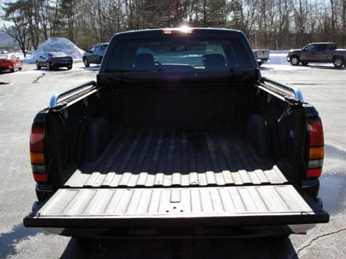 GMC Sierra 2005 photo 1