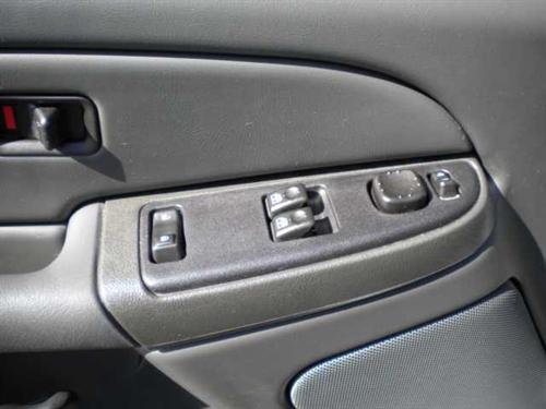 GMC Sierra 2005 photo 3