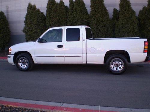 GMC Sierra 2005 photo 1