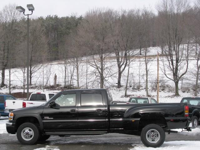 GMC Sierra 2005 photo 1