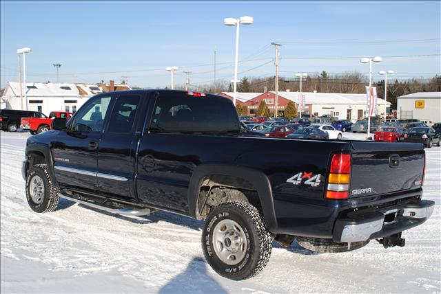 GMC Sierra 2005 photo 1