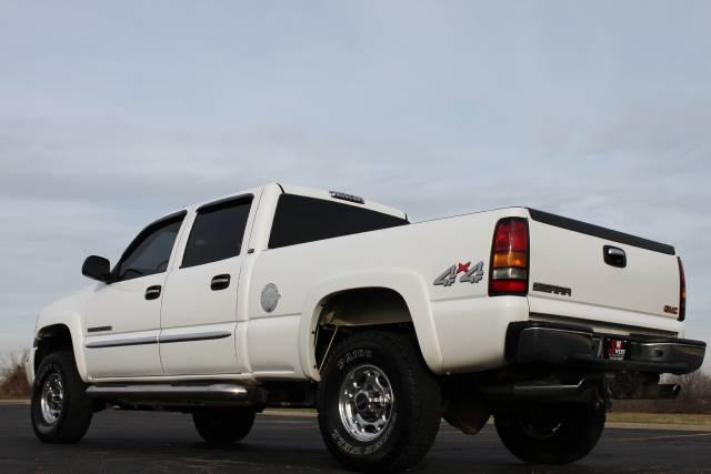 GMC Sierra 2005 photo 4