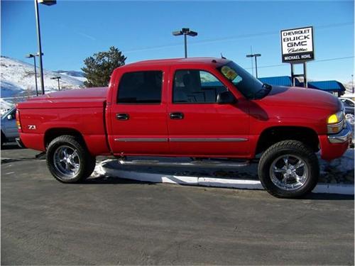GMC Sierra 2005 photo 3