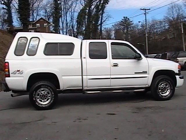 GMC Sierra 2005 photo 3