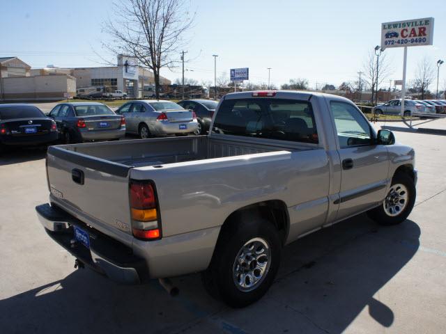 GMC Sierra 2005 photo 3