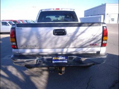 GMC Sierra 2005 photo 3