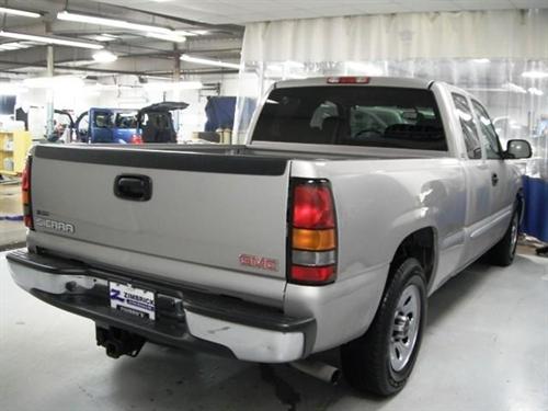 GMC Sierra 2005 photo 3