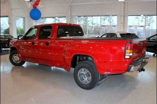 GMC Sierra 2005 photo 2